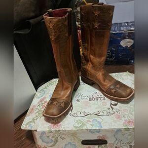 Women's Boots, Macie Bean, size 9, worn once